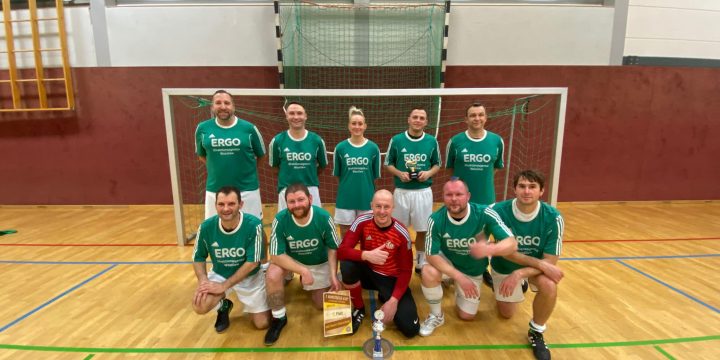 Alte Herren gewinnen Hallenturnier in Lauchhammer