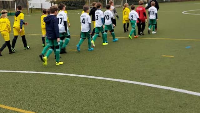 E-Junioren gewinnen in Elsterwerda
