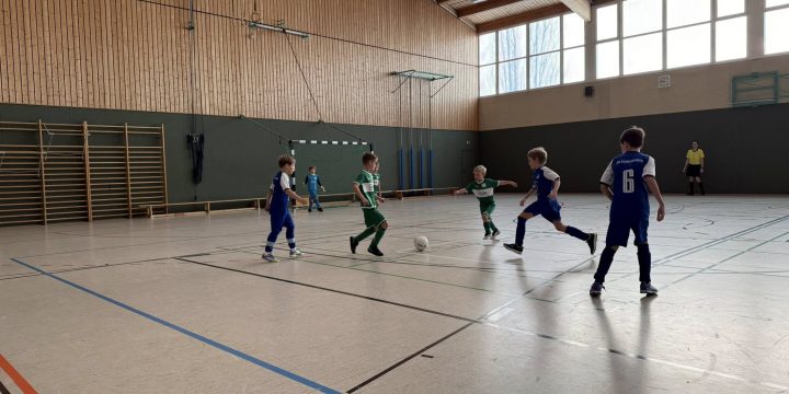 E2-Junioren behaupten sich bei den Hallenkreismeisterschaften in Senftenberg