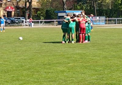 Klarer Derbysieg in Ruhland – Tabellenführung ausgebaut!